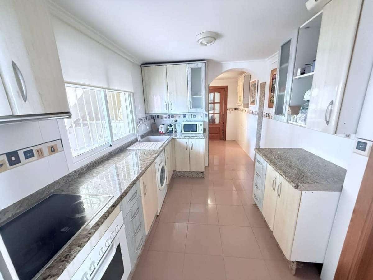 4 bedroom Apartment for sale in Orihuela Costa - € 299,900 (Ref: 9216806)