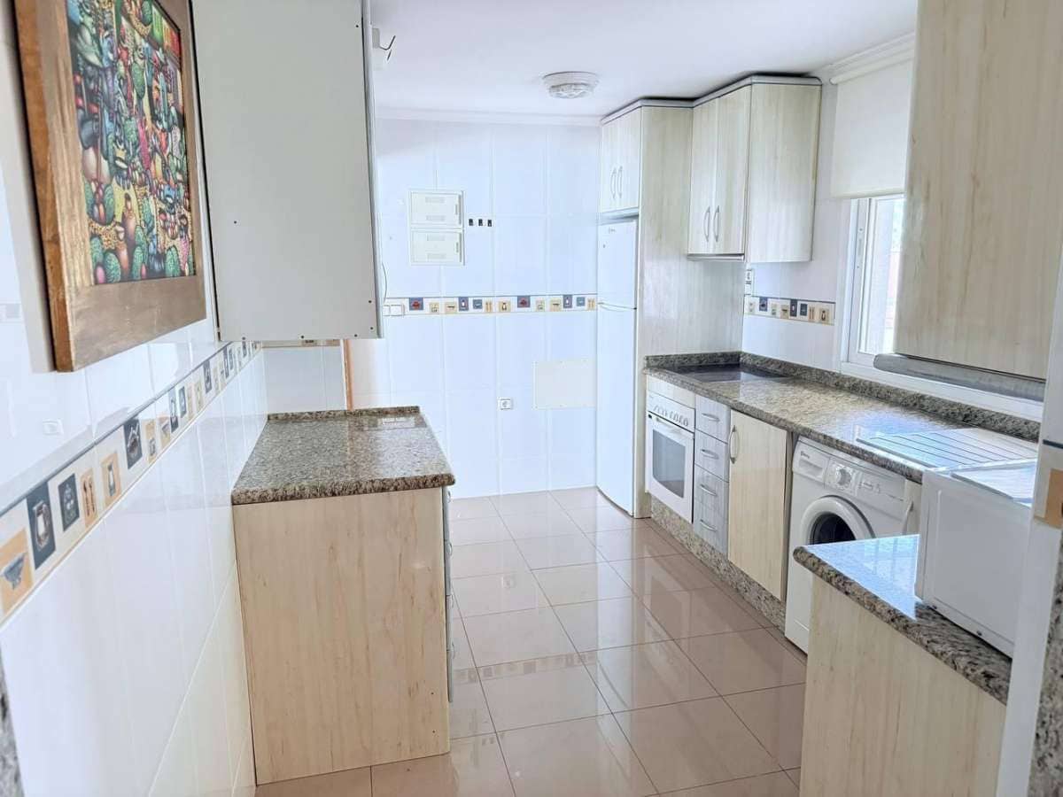 4 bedroom Apartment for sale in Orihuela Costa - € 299,900 (Ref: 9216806)