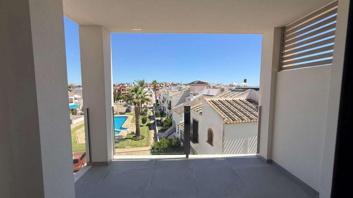 2 bedroom Apartment for sale in Orihuela - € 339,900 (Ref: 9216810)