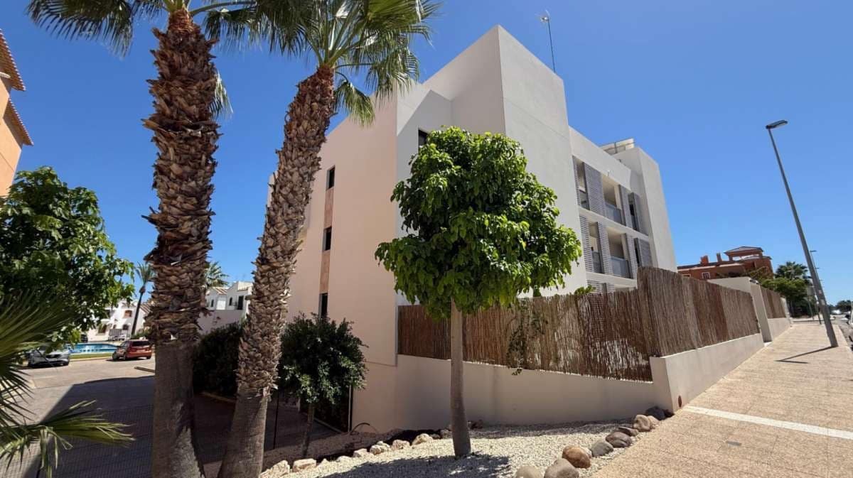2 bedroom Apartment for sale in Orihuela - € 339,900 (Ref: 9216810)