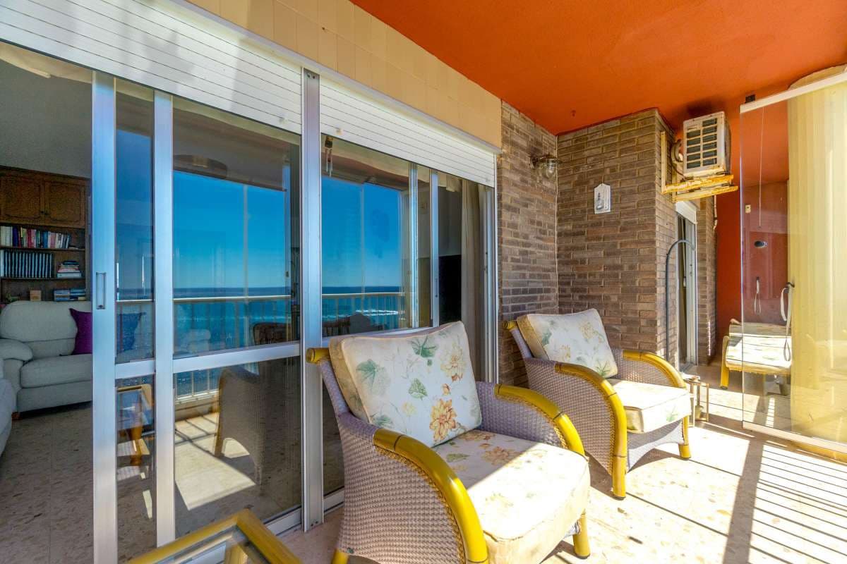Apartamento de 3 habitaciones en Torrevieja en venta - 390.000 € (Ref: 9228076)