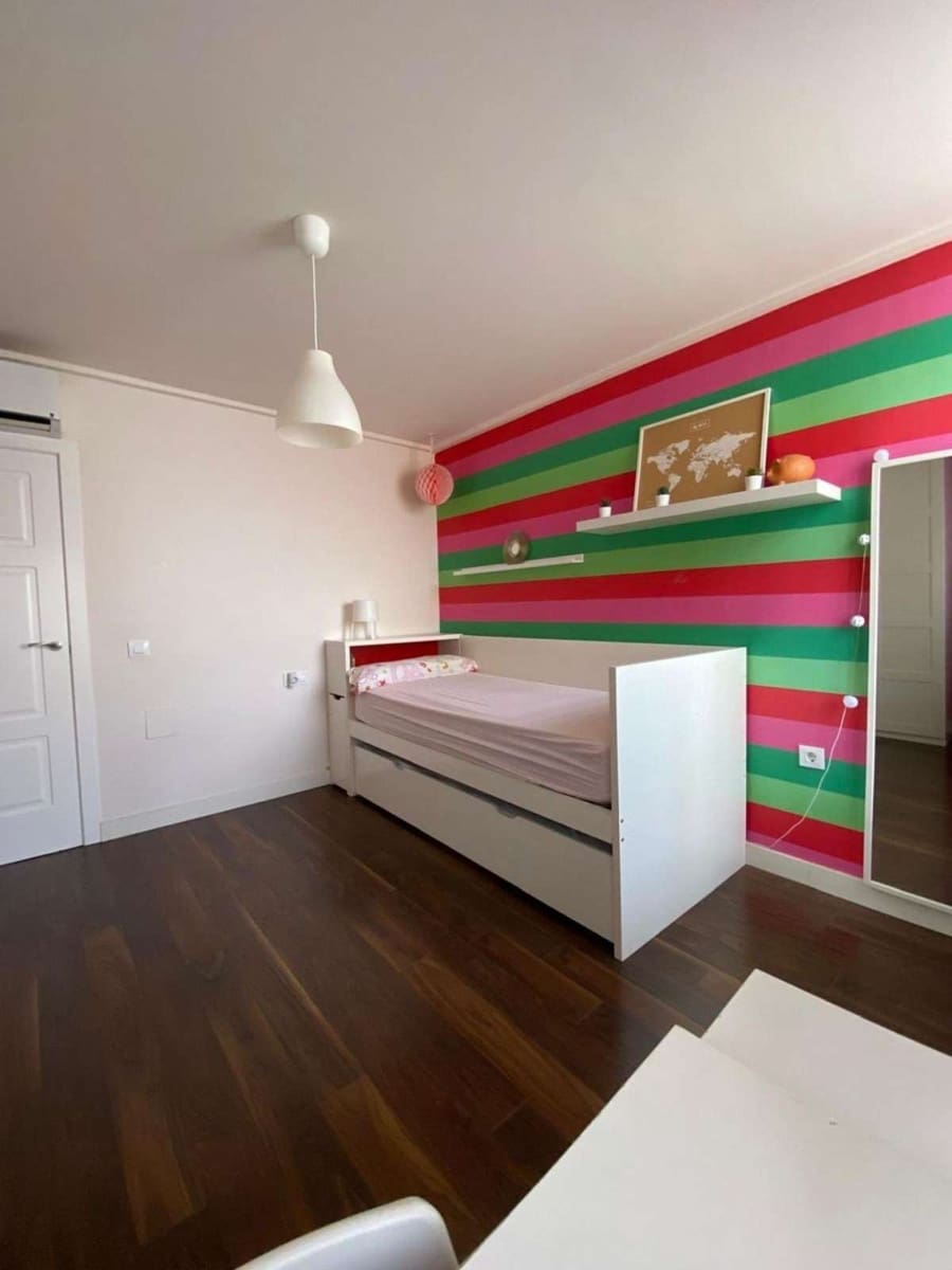 5 bedroom Villa for sale in Torrevieja - € 745,000 (Ref: 9228079)