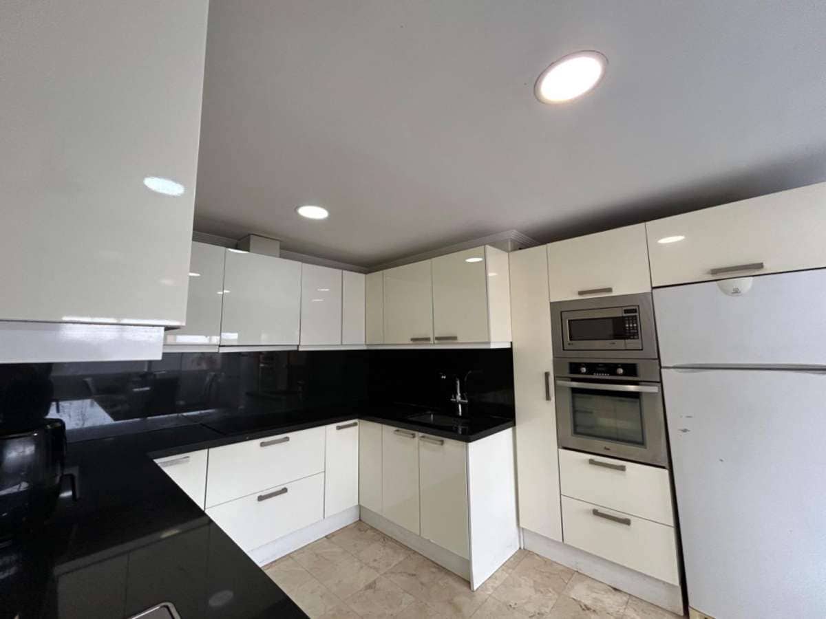 5 sypialnia Willa na sprzedaż w Torrevieja - 309 000 € (Ref: 9283577)