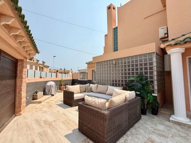 5 sypialnia Willa na sprzedaż w Torrevieja - 309 000 € (Ref: 9283577)