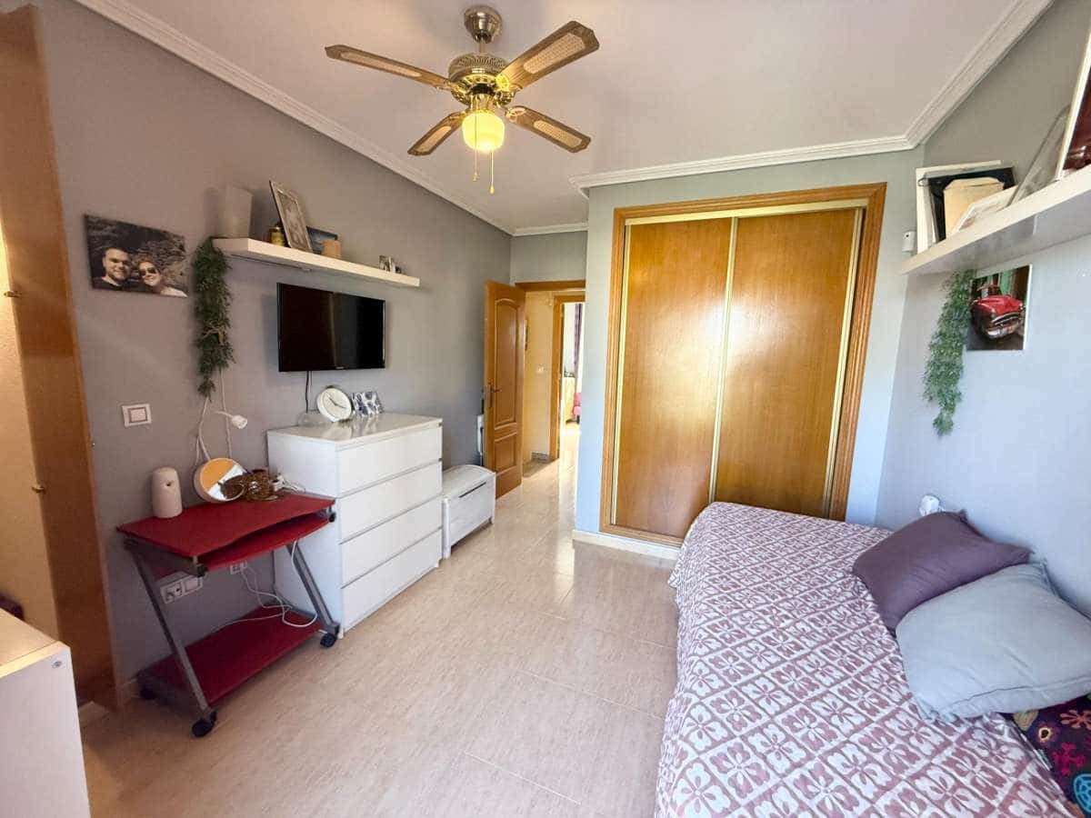 3 sovrum Hus till salu i Torrevieja - 215 000 € (Ref: 9283578)