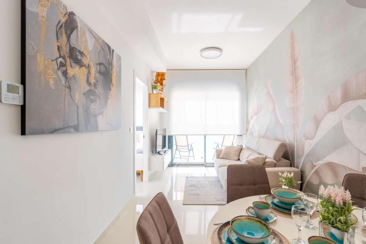 2 bedroom Apartment for sale in Torrevieja - € 219,500 (Ref: 9283581)