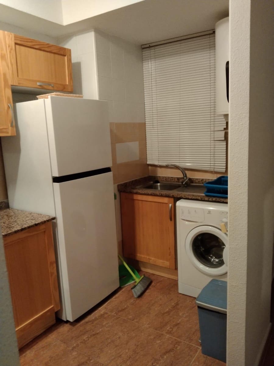 Apartamento de 2 habitaciones en Torrevieja en venta - 158.000 € (Ref: 9283584)