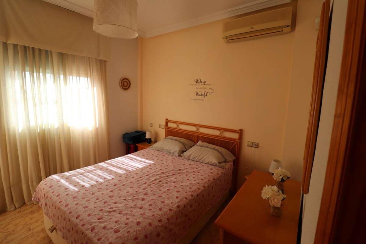 3 makuuhuone Huvila myytävänä paikassa Villamartin - 249 000 € (Ref: 9283585)