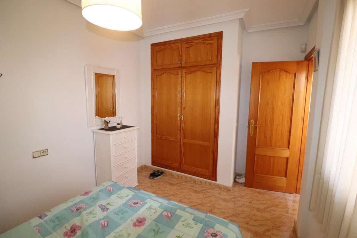 3 makuuhuone Huvila myytävänä paikassa Villamartin - 249 000 € (Ref: 9283585)