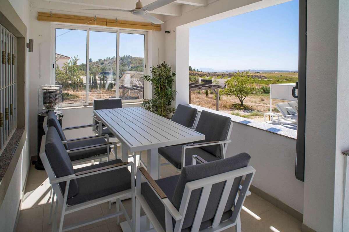 3 bedroom Villa for sale in Pinoso - € 349,995 (Ref: 9283586)