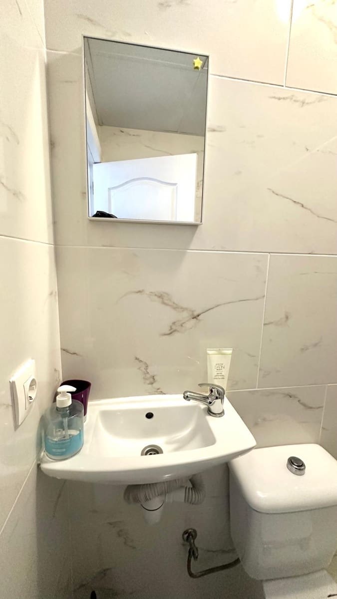 Apartamento de 2 habitaciones en Torrevieja en venta - 129.900 € (Ref: 9283589)