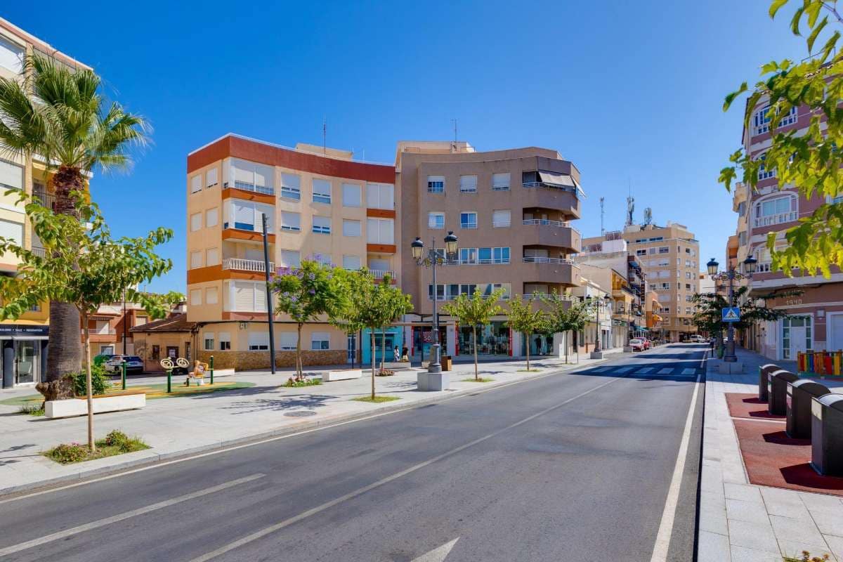 2 chambre Appartement à vendre à Guardamar del Segura - 142 995 € (Ref: 9283592)