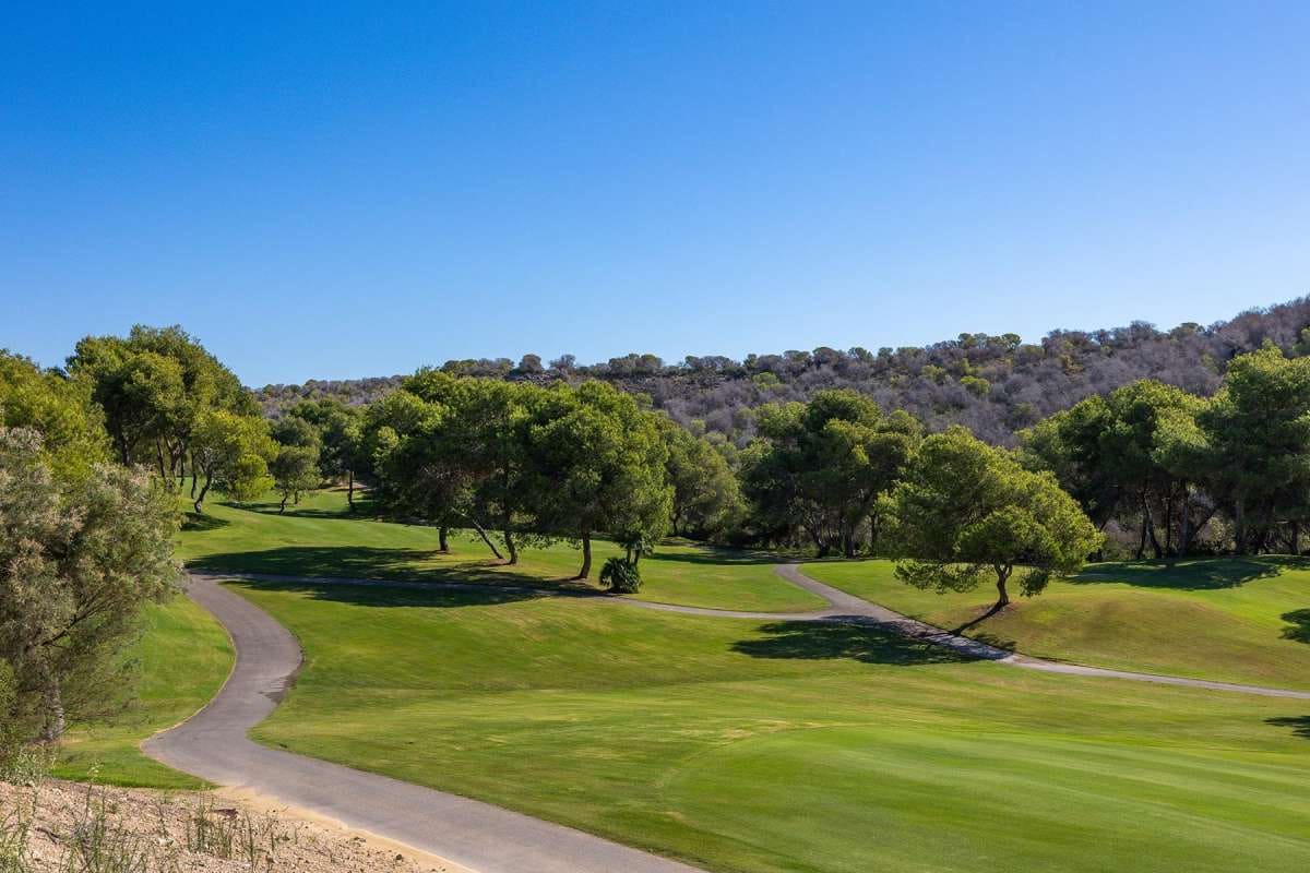 3 bedroom Villa for sale in Orihuela Costa - € 550,000 (Ref: 9283596)