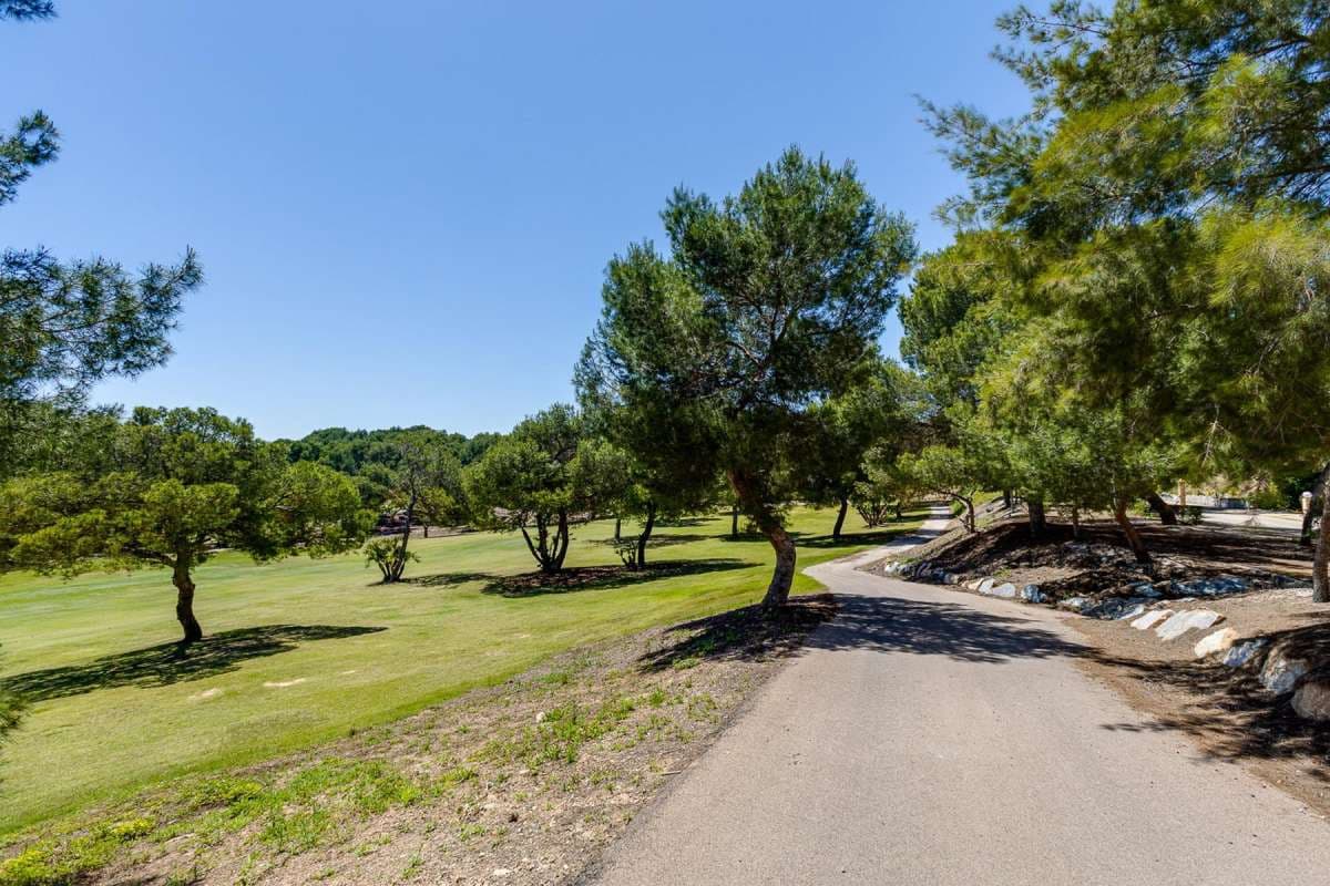 3 bedroom Villa for sale in Orihuela Costa - € 550,000 (Ref: 9283596)