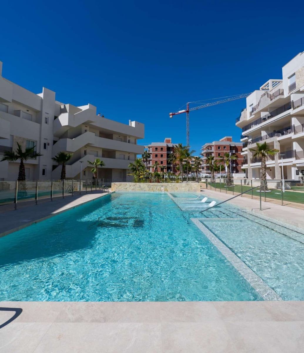 2 soverom Leilighet til salgs i El Raso - € 294 000 (Ref: 9283776)