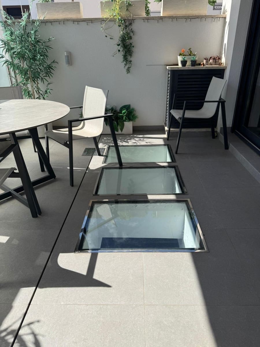 3 bedroom Apartment for sale in Guardamar del Segura - € 449,000 (Ref: 9283896)