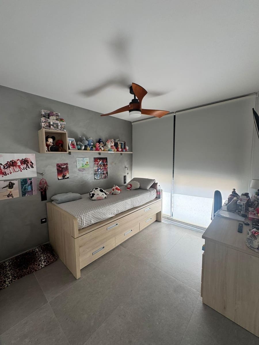 3 bedroom Apartment for sale in Guardamar del Segura - € 449,000 (Ref: 9283896)