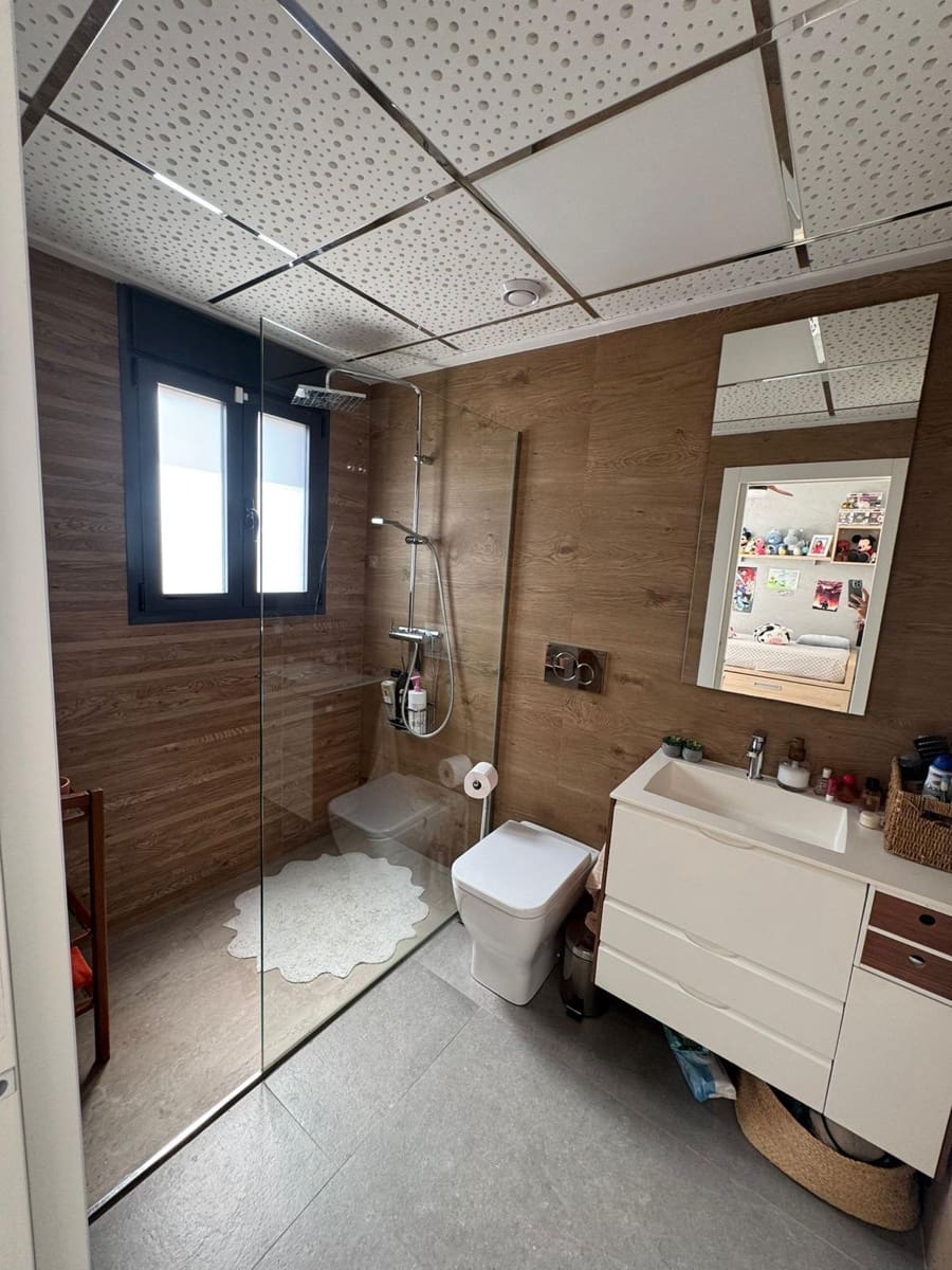 3 bedroom Apartment for sale in Guardamar del Segura - € 449,000 (Ref: 9283896)