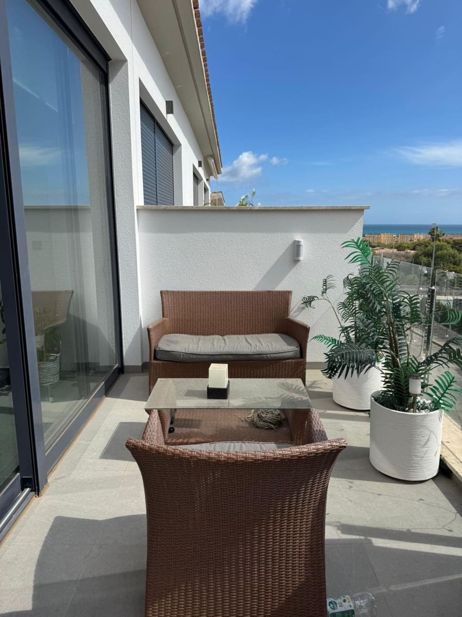 3 bedroom Apartment for sale in Guardamar del Segura - € 449,000 (Ref: 9283896)