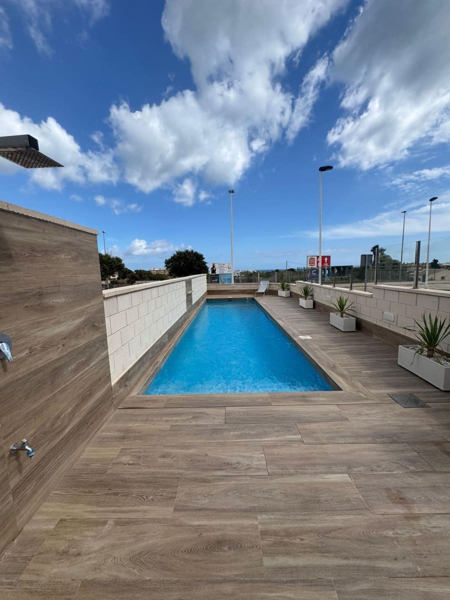 3 bedroom Apartment for sale in Guardamar del Segura - € 449,000 (Ref: 9283896)