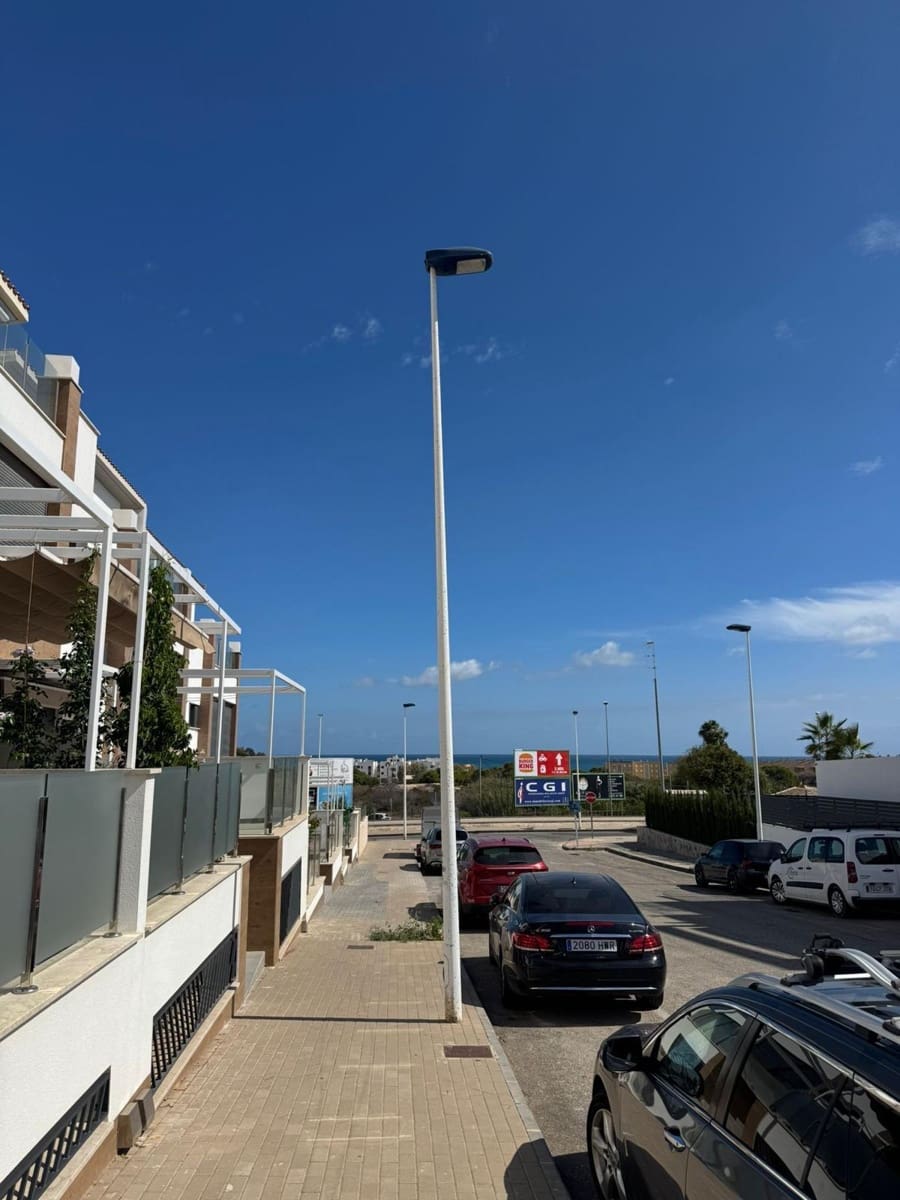 3 bedroom Apartment for sale in Guardamar del Segura - € 449,000 (Ref: 9283896)