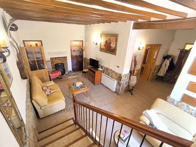 5 makuuhuone Omakotitalo myytävänä paikassa Casas del Senor, Monóvar / Monóver - 169 995 € (Ref: 9283898)