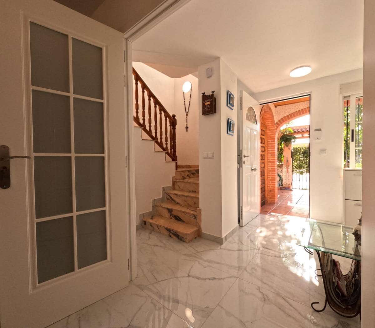 4 sypialnia Dom na sprzedaż w Torrevieja - 249 900 € (Ref: 9283900)