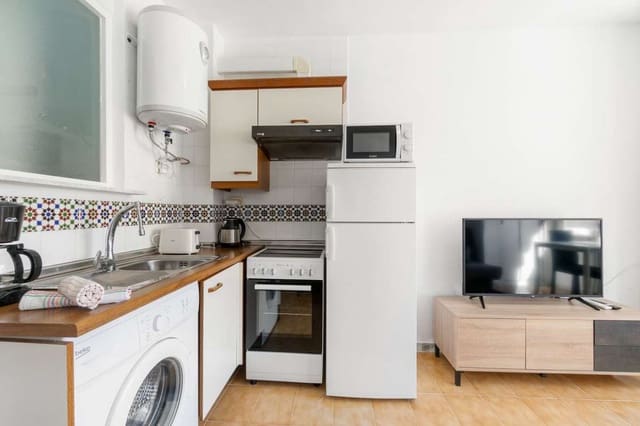 1 soverom Leilighet til salgs i Torrevieja - € 105 000 (Ref: 9389996)