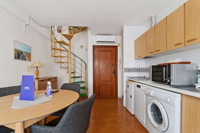 2 bedroom Apartment for sale in Torrevieja - € 123,500 (Ref: 9389997)