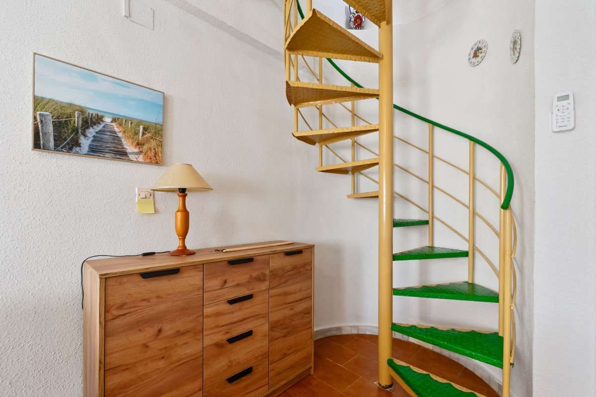 2 bedroom Apartment for sale in Torrevieja - € 123,500 (Ref: 9389997)