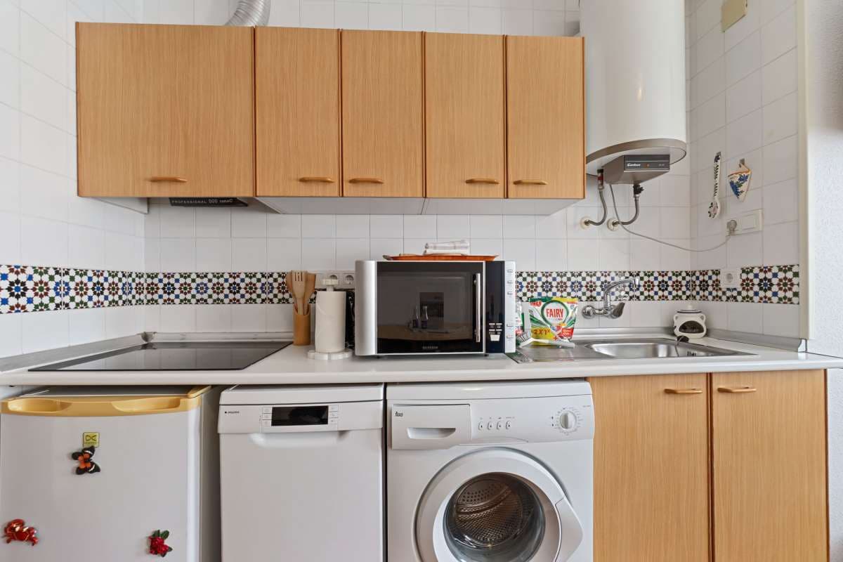 2 bedroom Apartment for sale in Torrevieja - € 123,500 (Ref: 9389997)