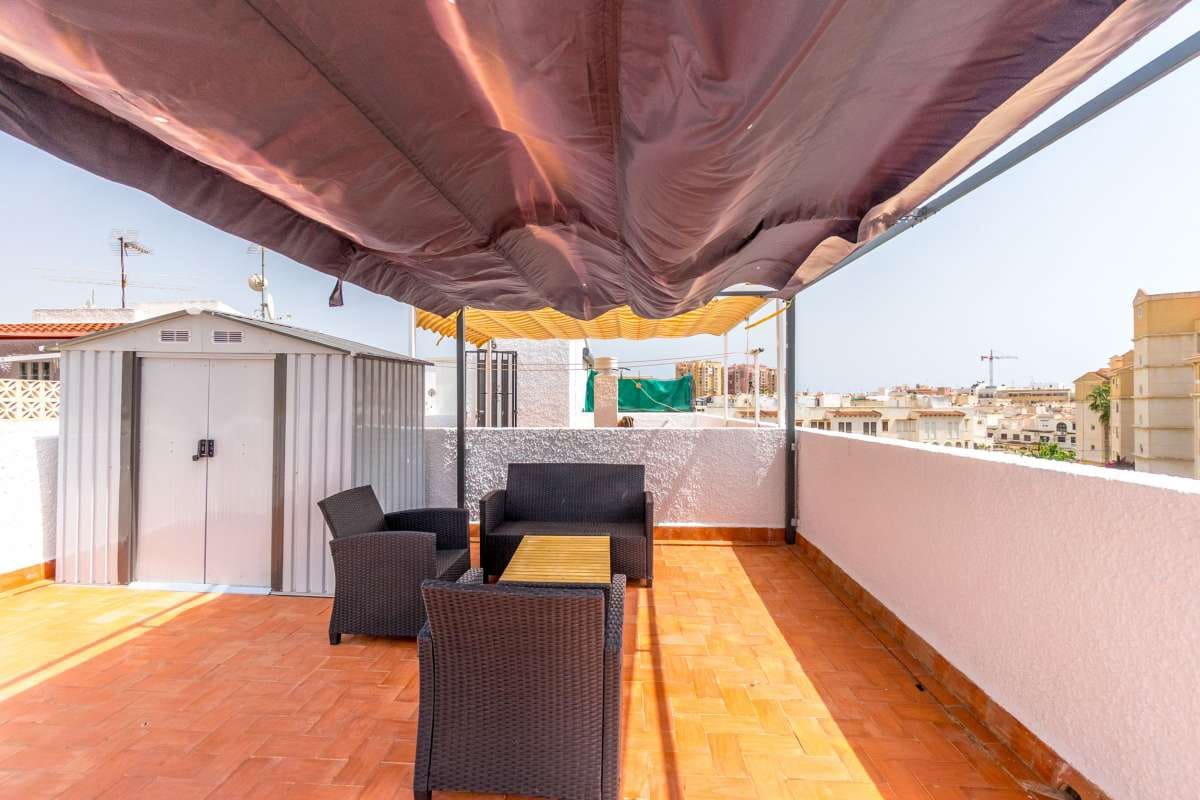 2 bedroom Apartment for sale in Torrevieja - € 123,500 (Ref: 9389997)