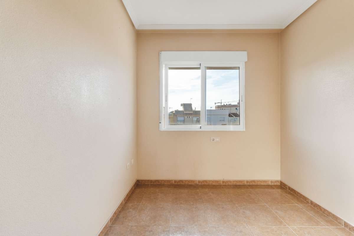 2 soverom Leilighet til salgs i Lo Pagan - € 139 990 (Ref: 9625130)