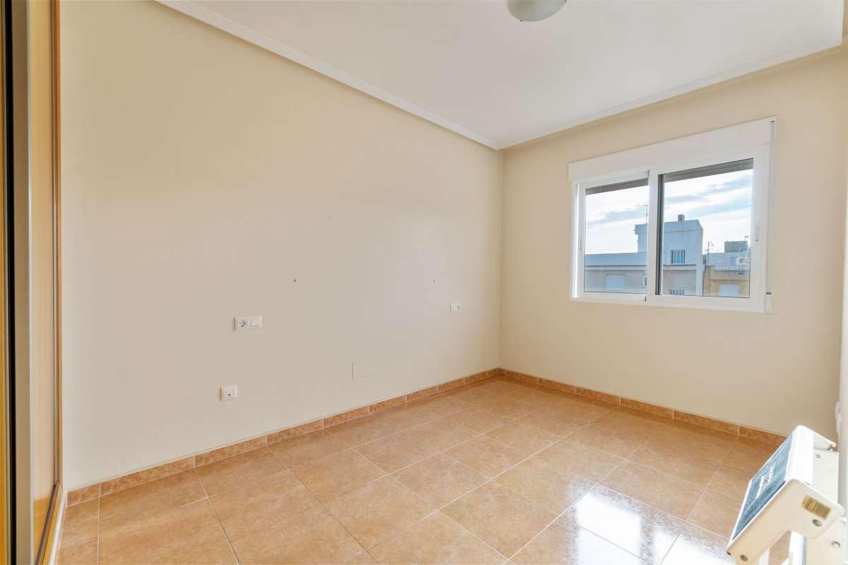 2 soverom Leilighet til salgs i Lo Pagan - € 139 990 (Ref: 9625130)