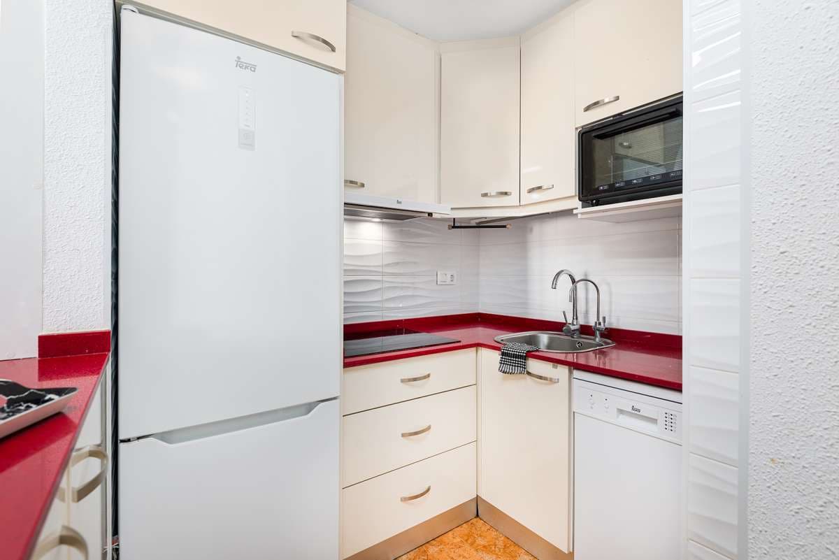 2 Zimmer Apartment zu verkaufen in Torrevieja - 129.000 € (Ref: 9685142)