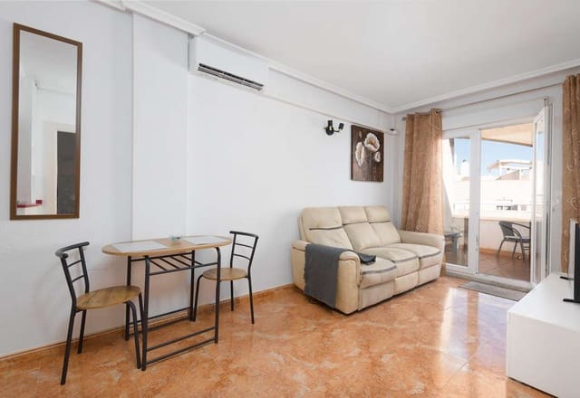 2 Zimmer Apartment zu verkaufen in Torrevieja - 129.000 € (Ref: 9685142)