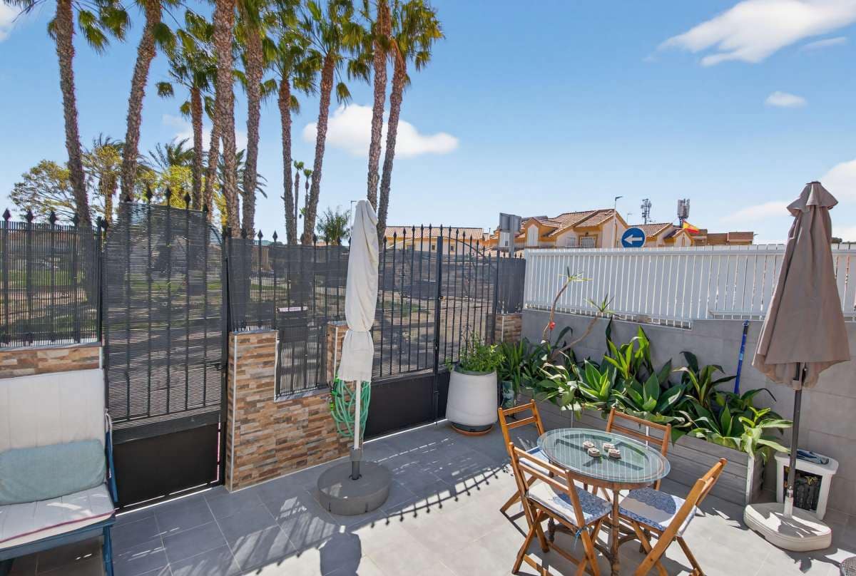 3 slaapkamer Halfvrijstaande villa te koop in Santiago de la Ribera - € 249.990 (Ref: 9743006)