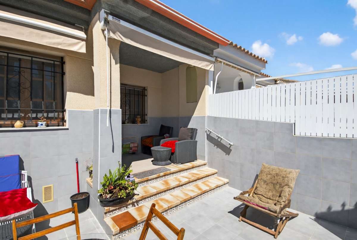 3 slaapkamer Halfvrijstaande villa te koop in Santiago de la Ribera - € 249.990 (Ref: 9743006)