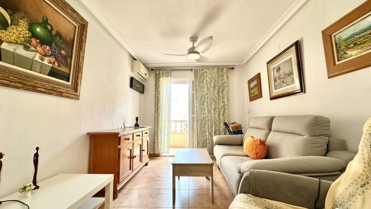 2 sovrum Lägenhet till salu i Torrevieja - 139 900 € (Ref: 9832409)