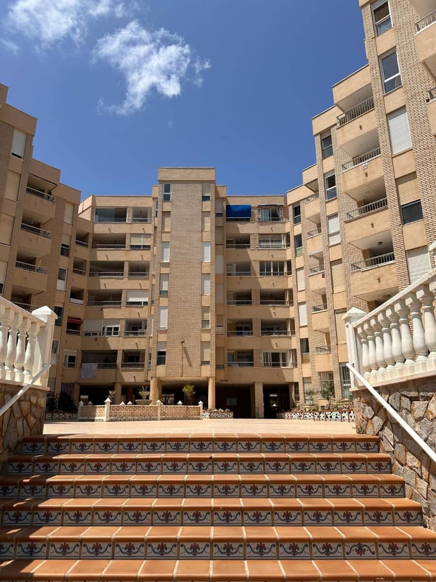 Lejlighed til salg i Torrevieja - € 110.000 (Ref: 9832410)