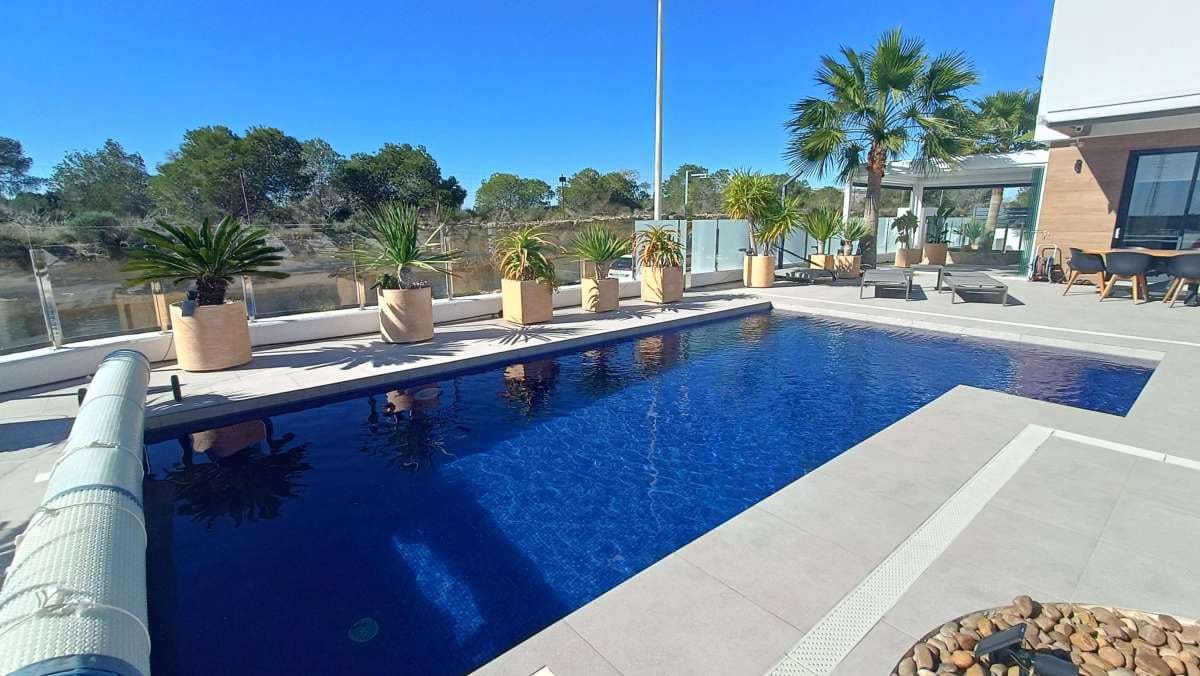 3 soverom Villa til salgs i Algorfa - € 729 000 (Ref: 9832412)