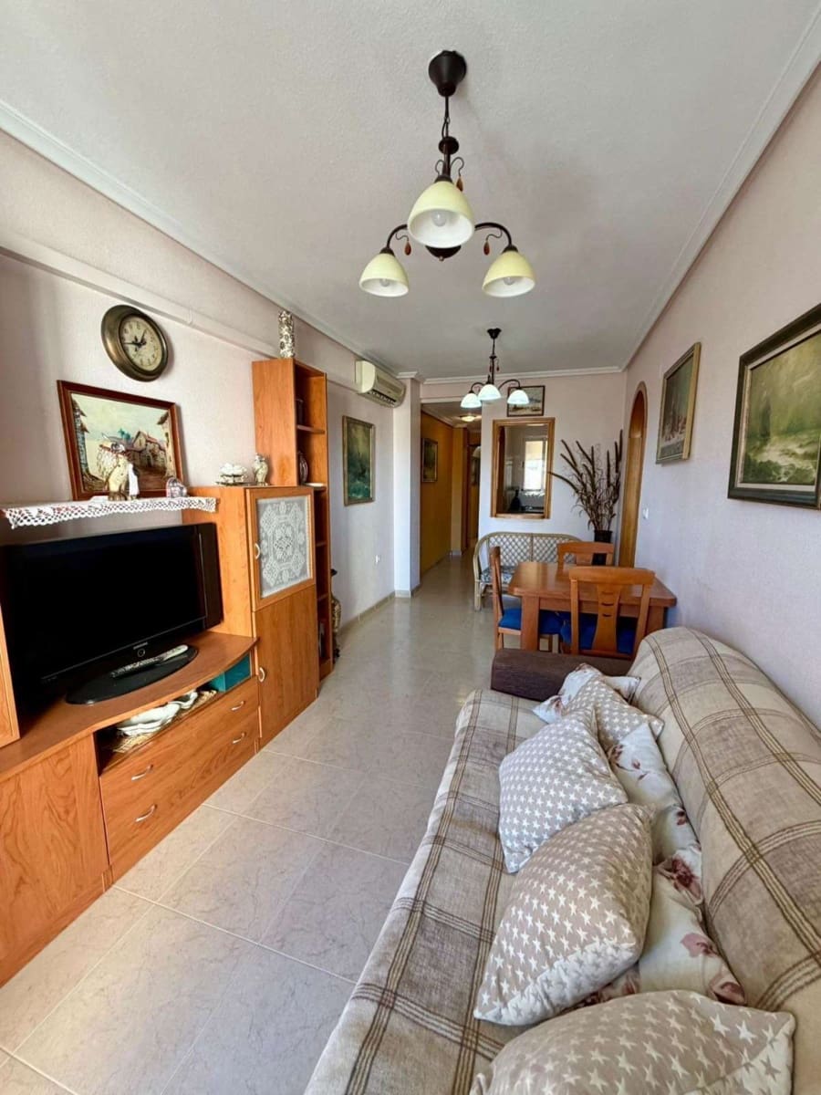 2 makuuhuone Huoneisto myytävänä paikassa Torrevieja - 119 900 € (Ref: 9832417)