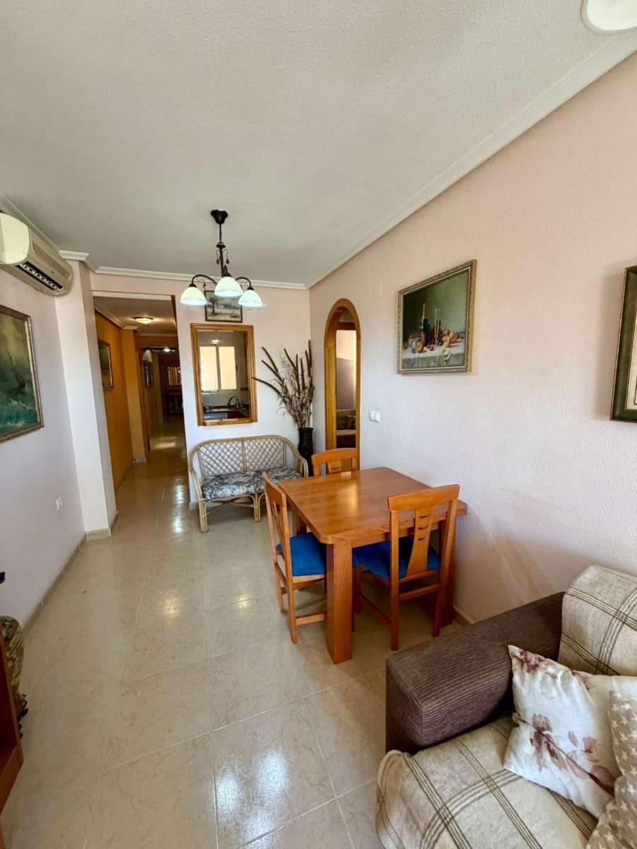 2 makuuhuone Huoneisto myytävänä paikassa Torrevieja - 119 900 € (Ref: 9832417)