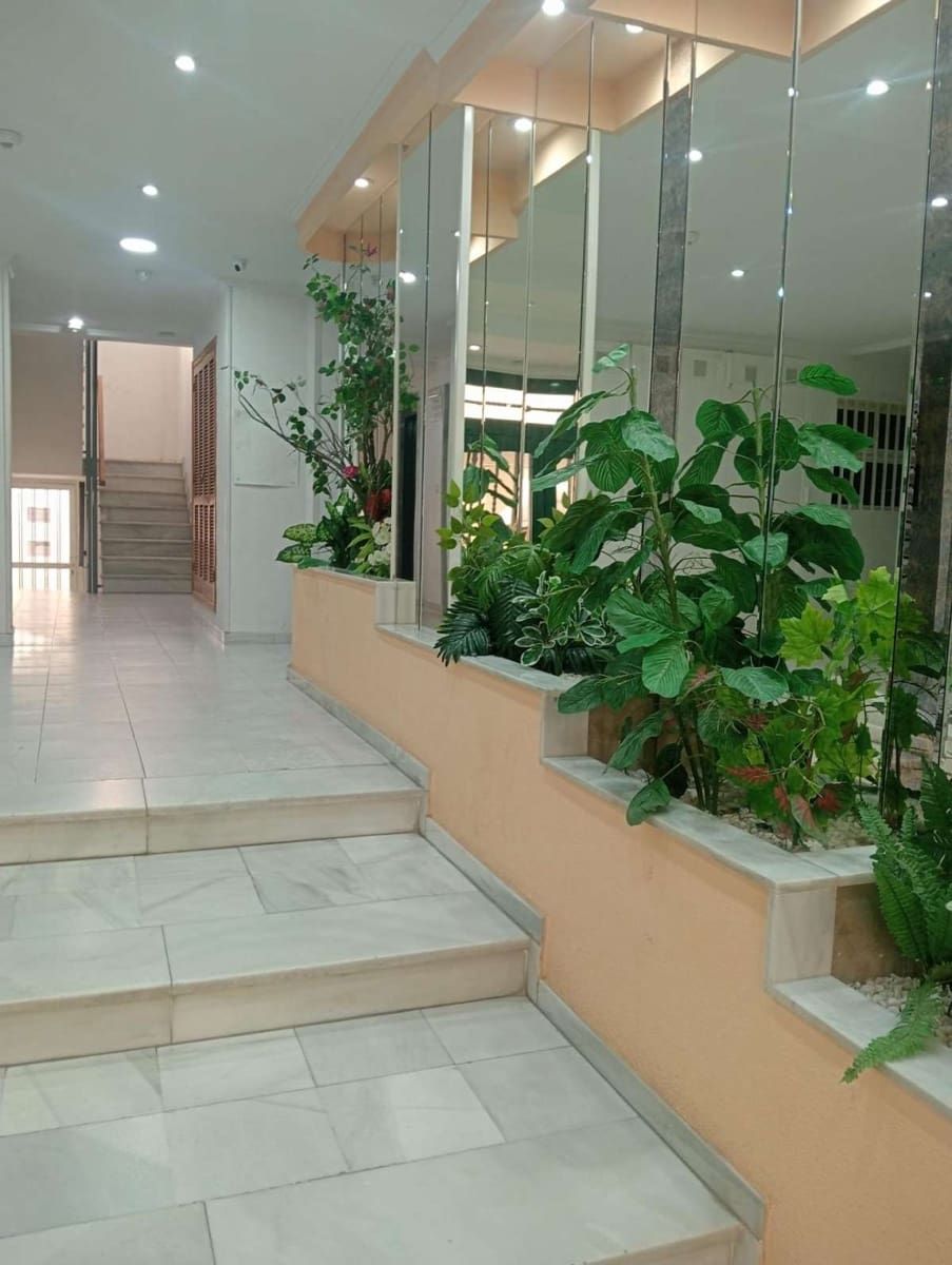 2 bedroom Apartment for sale in Torrevieja - € 141,900 (Ref: 9832436)