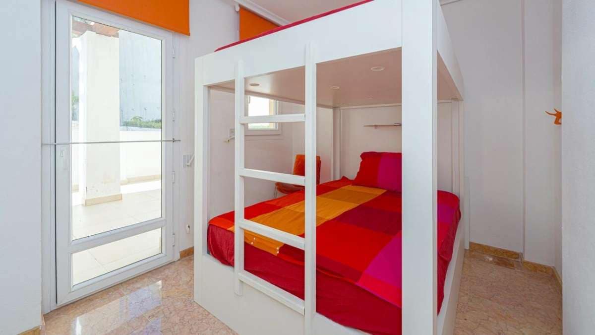 3 bedroom Apartment for sale in Altea - € 549,000 (Ref: 9832444)