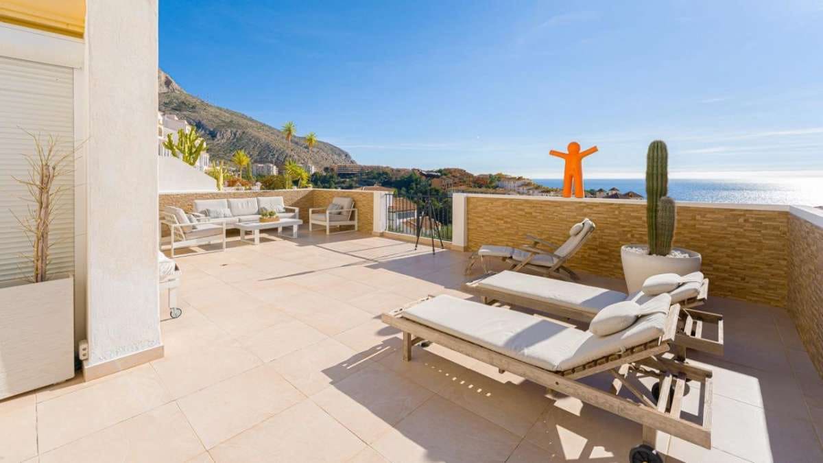 3 bedroom Apartment for sale in Altea - € 549,000 (Ref: 9832444)