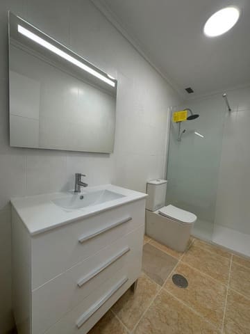 Apartamento de 1 habitación en Torrevieja en venta - 154.900 € (Ref: 9832448)