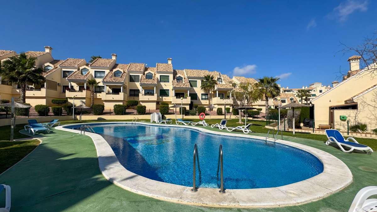 2 soveværelse Lejlighed til salg i Orihuela Costa - € 220.000 (Ref: 9832461)