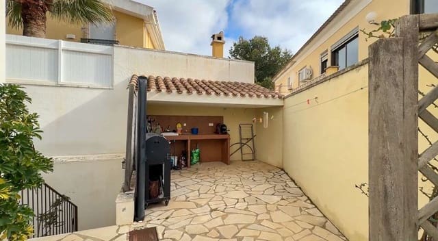 7 Zimmer Villa zu verkaufen in Dehesa de Campoamor, Orihuela - 1.349.000 € (Ref: 9832465)