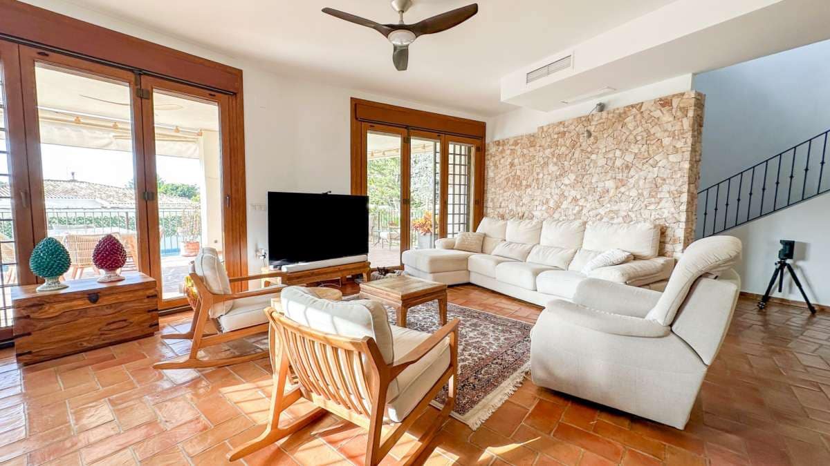 7 Zimmer Villa zu verkaufen in Dehesa de Campoamor - 1.349.000 € (Ref: 9832465)